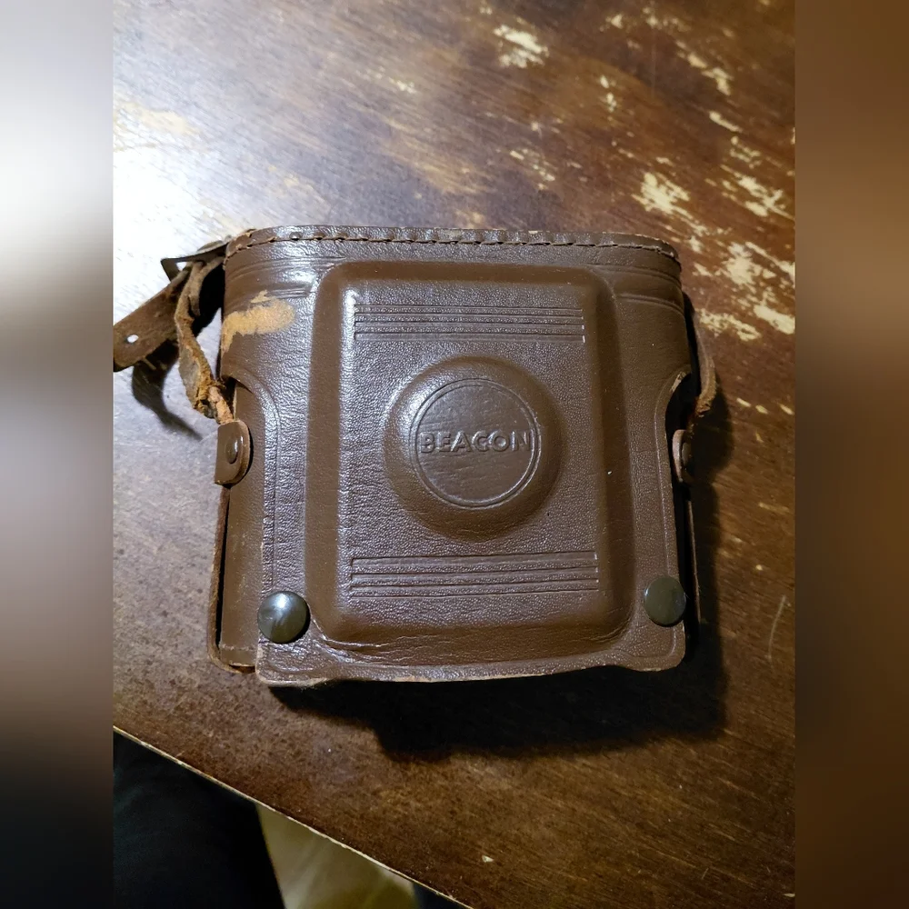 Vintage 1940’s Beacon Camera With Original Leather Case